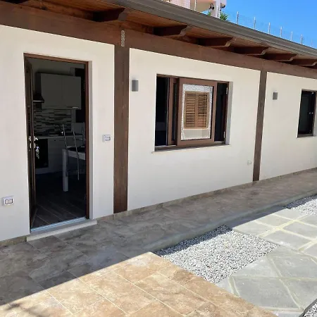 Residenza Valente קאפו ואטיצ'אנו