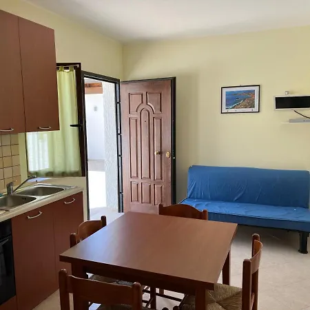 Residenza Valente דירה קאפו ואטיצ'אנו