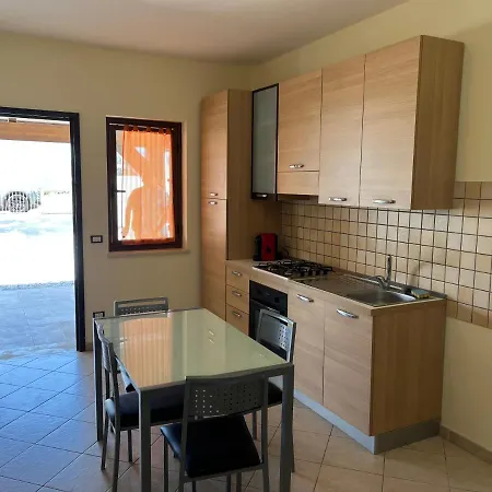 Residenza Valente דירה קאפו ואטיצ'אנו